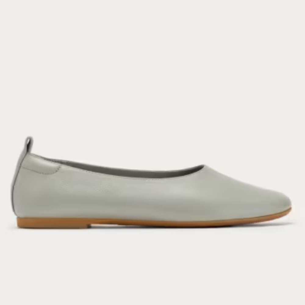 Everlane Light Sage Leather Ballet Flats - Picture 2 of 7